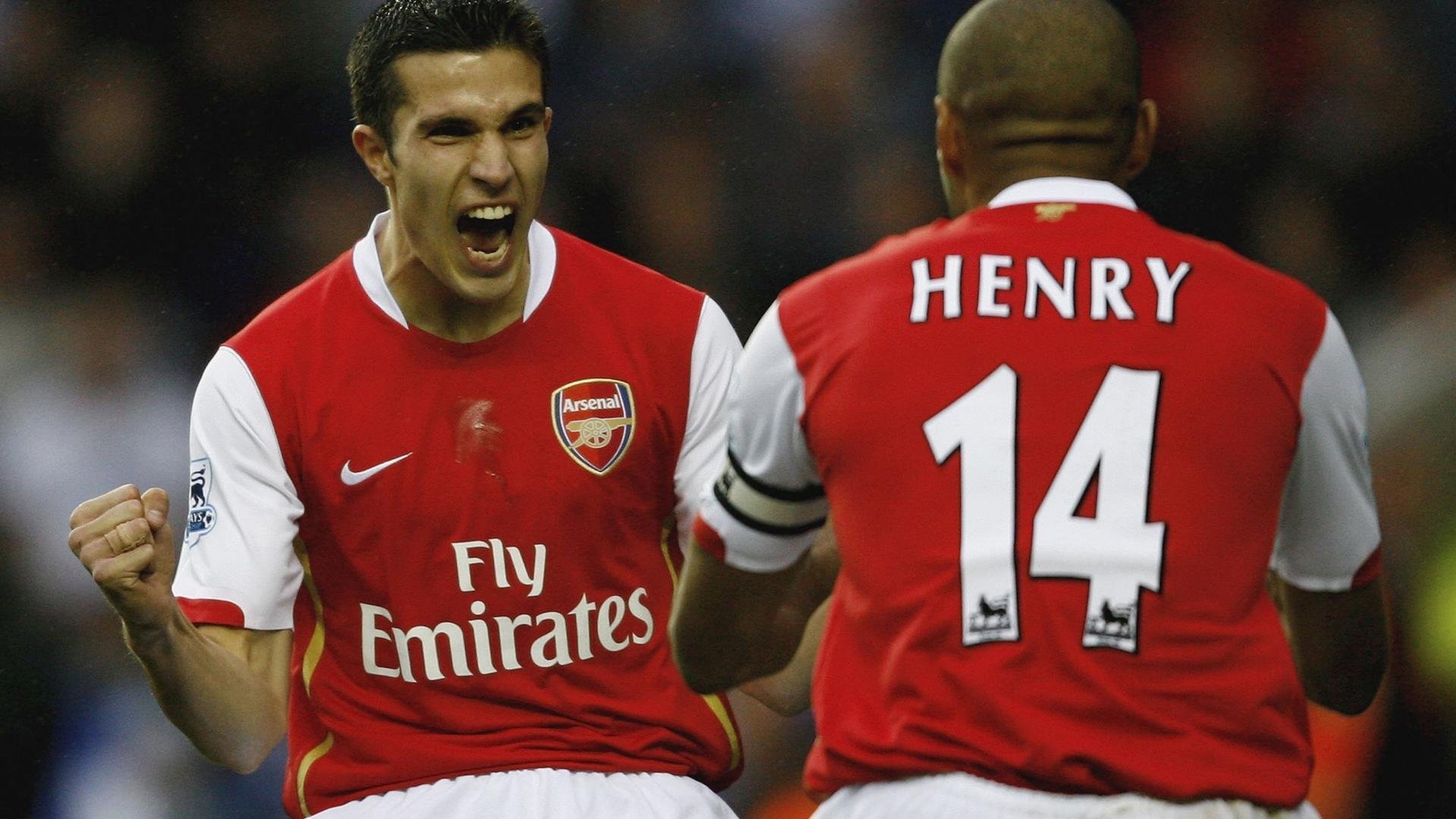 米兰全站APP下载-赛季最佳防守：那些铁壁封锁的精彩瞬间，铁壁防御什么意思